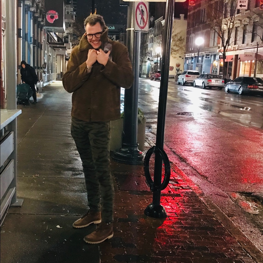 Meet your Posher, Christian